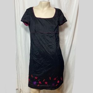 Silk 90s Y2K A Pea in the Pod empire dress embroidered black small